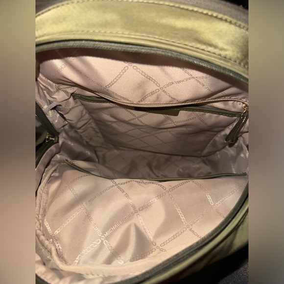 Backpack - Picture 2 of 2